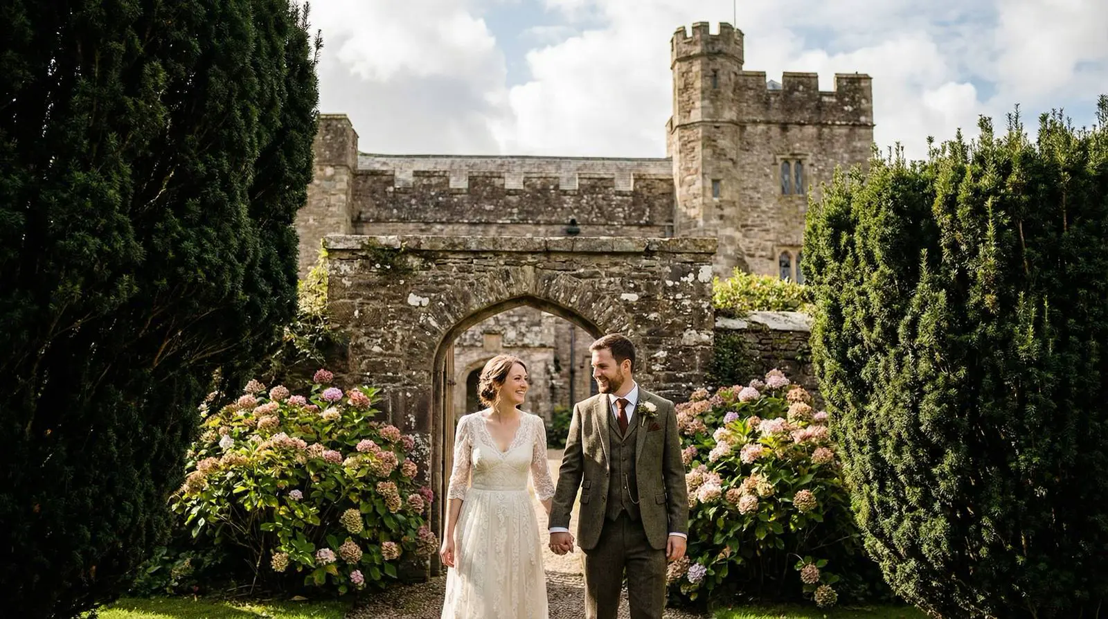 Example image: a couple, Tiverton